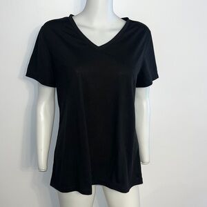 Women’s size XL 16-18 v neck T-shirt